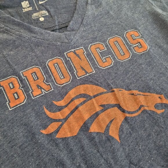 Nike Womens Broncos NFL V-Neck T-Shirt Blue/Orange L - Picture 2 of 6